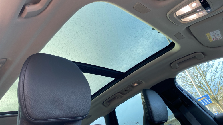 Volvo Xc60 2.0 T6 [350] RC PHEV Core Bright 5dr AWD Gtron Estate